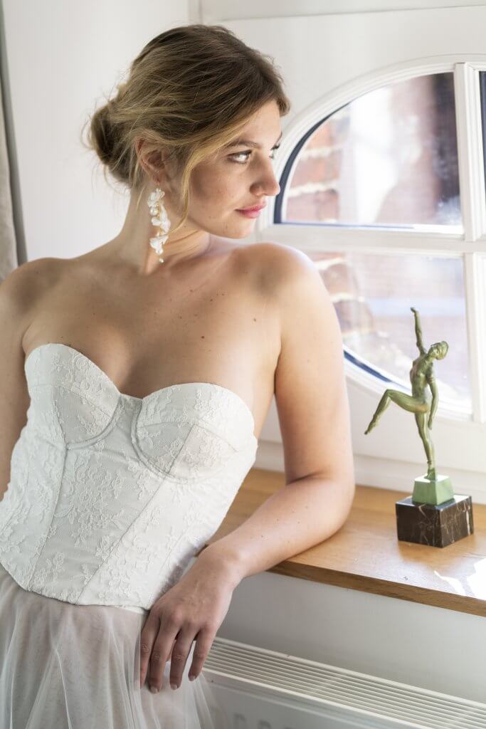 Bustier dentelle, soie et tulle à partir de 450€